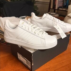 Adidas Women’s Grand Court all white sneakers